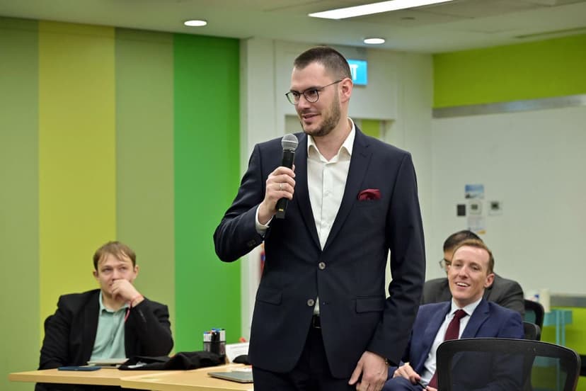 Narodni poslanik dr Edin Numanović učestvovao na međunarodnom kursu o upravljanju zdravstvenim sistemima u Singapuru