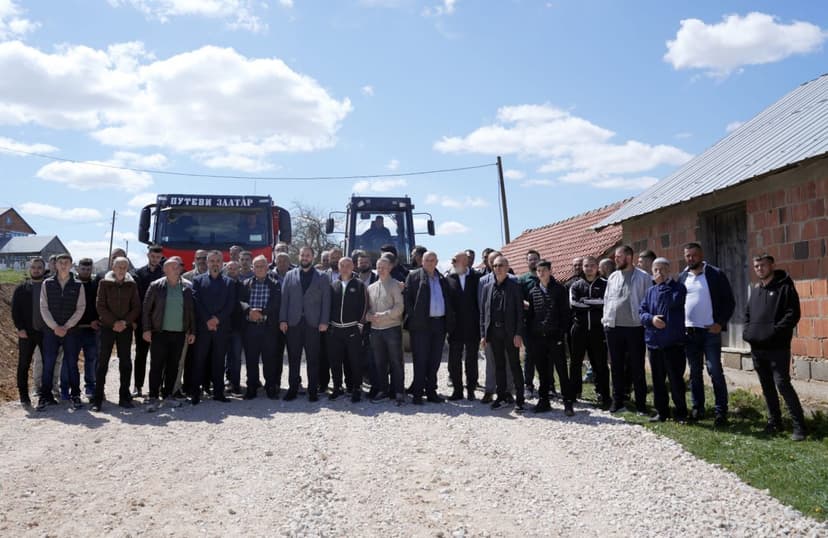 Kabinet ministra Zukorlića podržao asfaltiranje puta u selu Paljevo