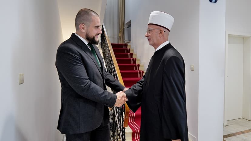 Ministar Zukorlić u poseti muftiji tuzlanskom dr Vahidu-ef. Fazloviću