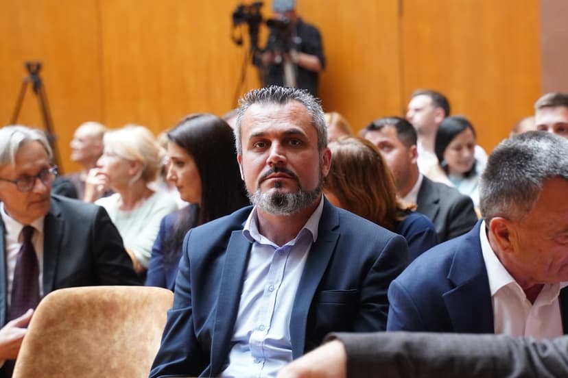 Delegacija Kabineta ministra Zukorlića prisustvovala obeležavanju Dana državnih službenika